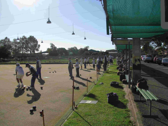 Bowling clubs