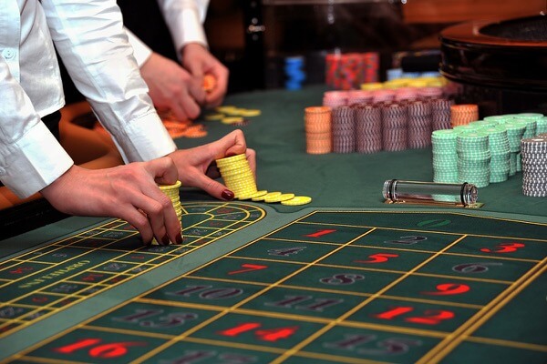 Many Offshore Online Gambling Companies Continue to Operate in Canada
