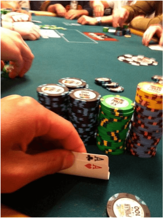 Poker game to play as a new player